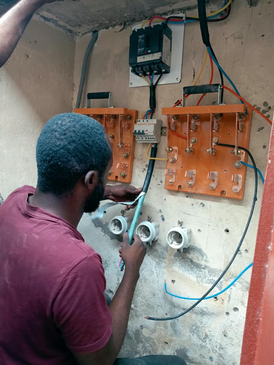 Intervention électrique