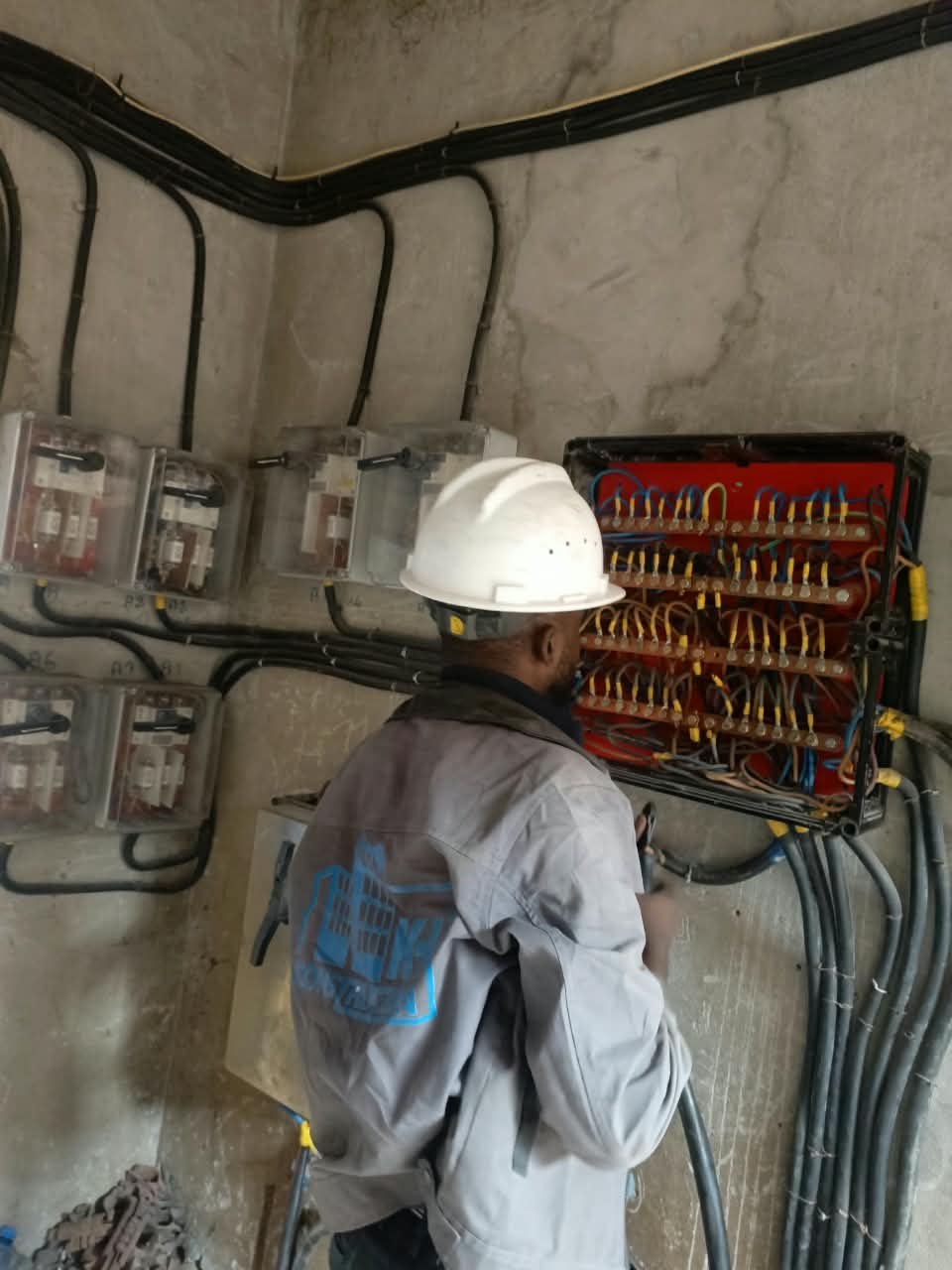 Intervention sur un tableau électrique